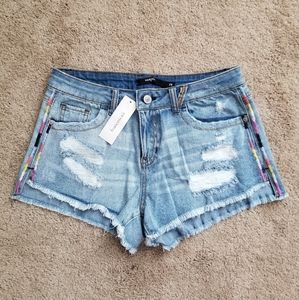 Francesca's never worn denim shorts size 28